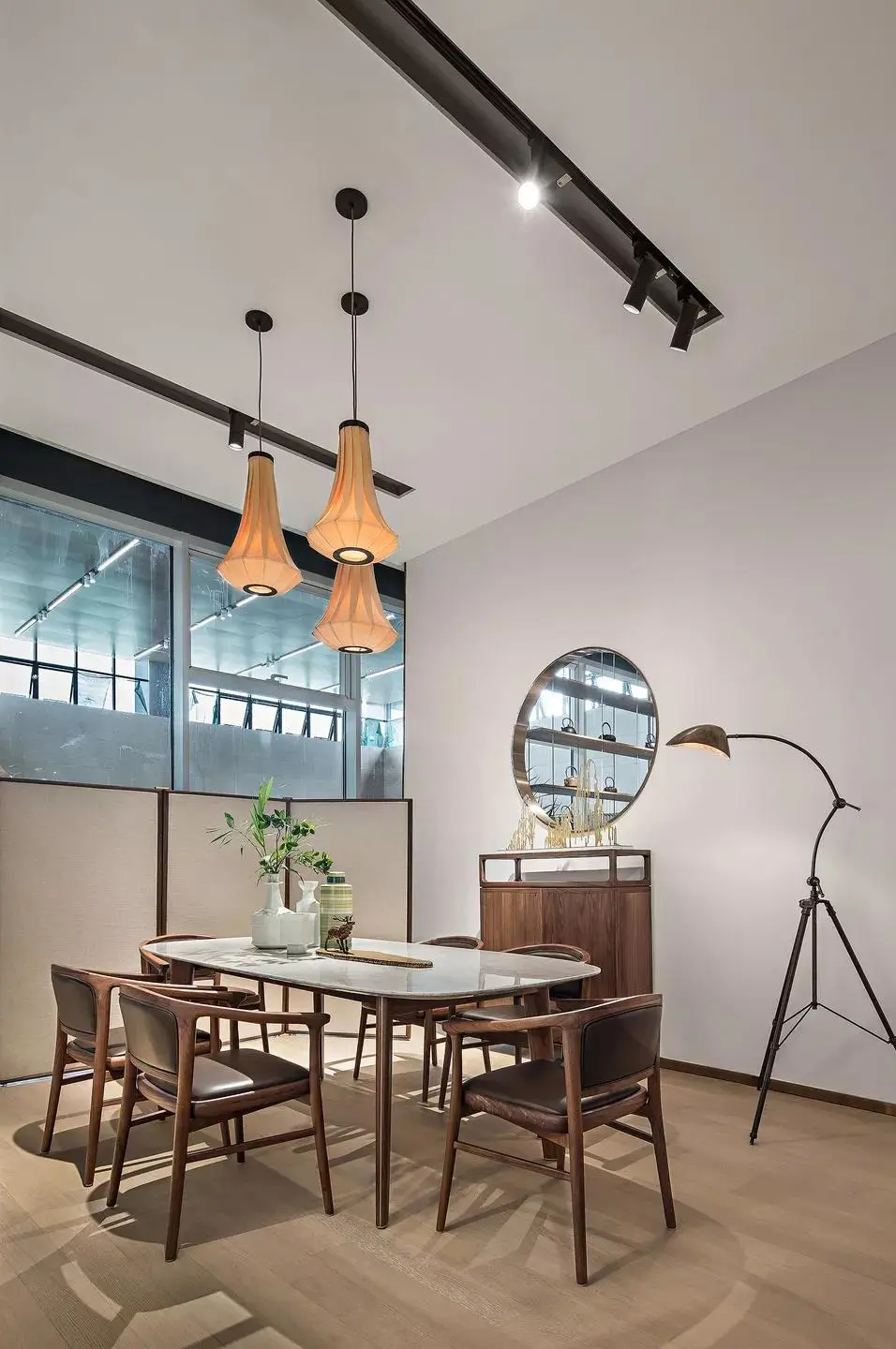 1595468682314265.jpg 640.jpg